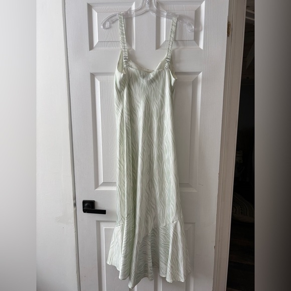 Dynamite Cream Midi Slip Dress Spaghetti Strap V-Neck - Picture 5 of 6